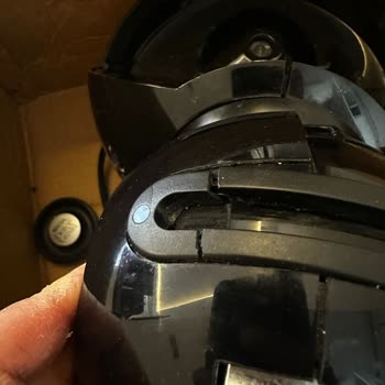 Yurtiçi Kargo Taşıma Sırasında Zarar Görmüş Ve Kırık Şekilde Geri Elime Ulaştı