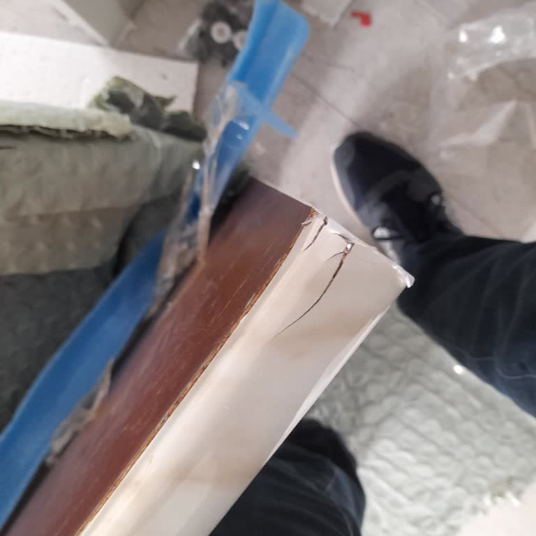 Yanlış Teslimat, Hasarlı Ürün Ve Çözülmeyen İade Süreci Nedeniyle Mağduriyet