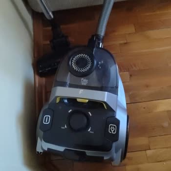 Aldığım Elektrikli Süpürgenin Çekim Gücü Çok Düşük, İade Talebime Yanıt Verilmiyor