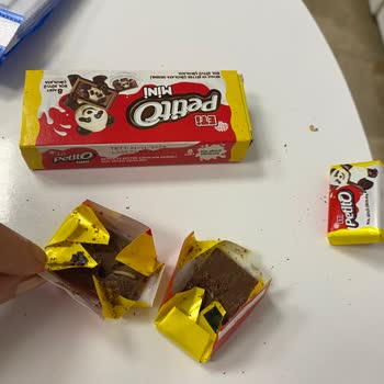 Eti Petito Son Kullanma Tarihi Geçmemiş Üründe Kurtlanma Sorunu Yaşadım