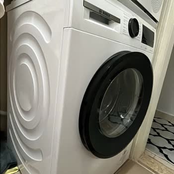 Sıfır Alınan Çamaşır Makinesinin Ezik Teslim Edilmesi Ve Değişim Sorunu