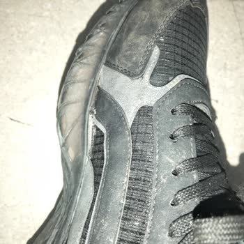 Garanti Kapsamındaki Ayakkabıda Taban Açılması Ve Yetersiz Müşteri Hizmeti