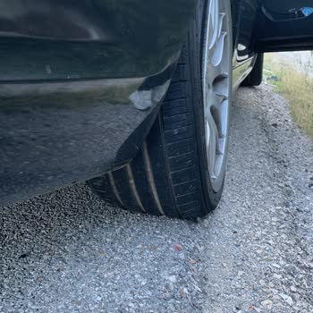 Falken Lastiğin Ani Yarılmasıyla Yaşanan Tehlike Ve Yetersiz Garanti Desteği