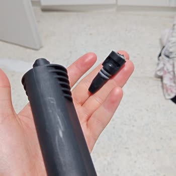 Satın Alınan Buhar Makinesinin Parçası İlk Kullanımda Kırıldı, Müşteri Hizmetlerinden Dönüş Alınamıyor