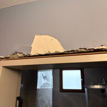 Özge Kapı Hasarlı Kapılar Ve Yetersiz Montaj Hizmeti