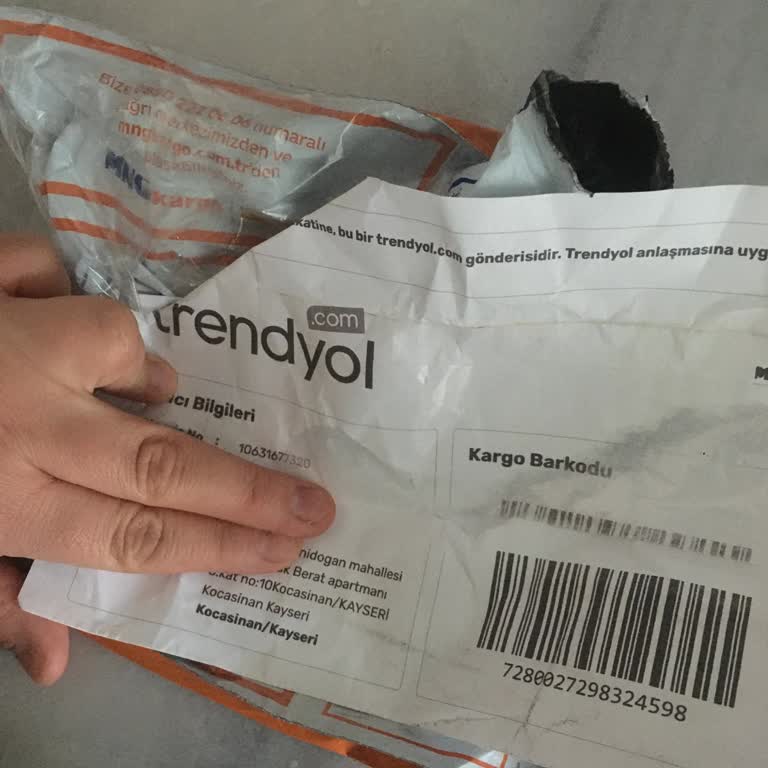 Kargo Teslimatında Saygısız Ve Kaba Kurye Davranışı