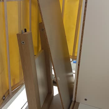 Kelebek Mobilya Montaj Sonrası Kitaplık Parçalara Ayrıldı Çocuklarım Tehlike Atlattı