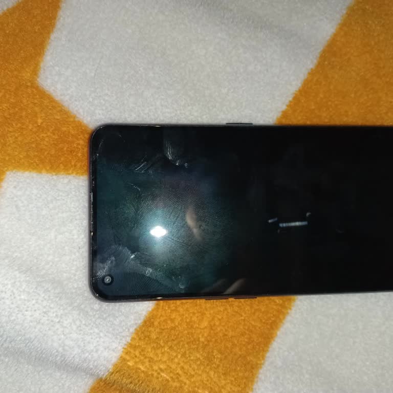 Yan Sanayi Ekran, Cevapsız Servis Ve Mağduriyet!