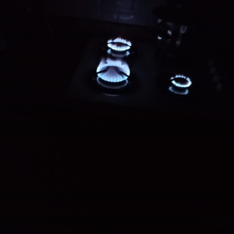 Tek Adrese Özel Elektrik Kesintisi: Mağduriyet Ve İletişim Eksikliği