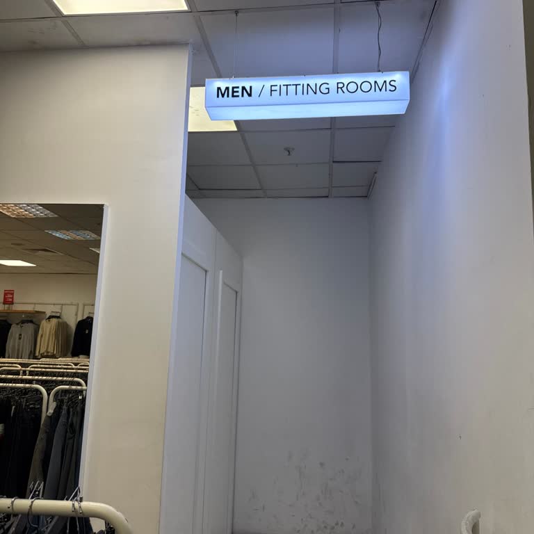 Mavi Mağazasında Kabin Ayrımı Ve Personel Davranışı Sorunu