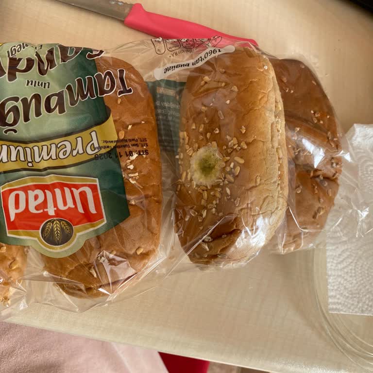 Son Kullanma Tarihi Geçmemiş Sandviç Ekmeğinde Küf Sorunu Ve Ürün Değişim Talebi