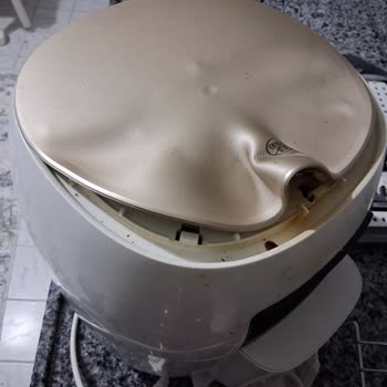 Philips Airfryer XXL Üst Kapakta Erime Sorunu Ve Kronik Mağduriyet