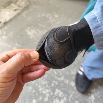 Ayakkabım Onarılmadan Geri Gönderildi, Müşteriyle İlgisiz Davranış!