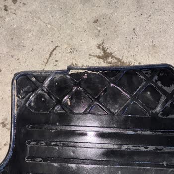 2 Yıl Dolmadan Orijinal Paspas Delindi, Ücretsiz Değişim Talebim Reddedildi