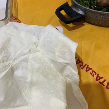 BİM'den Aldığım Yufka Küflü Çıktı, Mağduriyetimin Giderilmesini İstiyorum