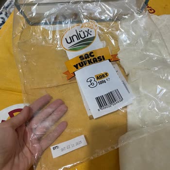 BİM'den Aldığım Yufka Küflü Çıktı, Mağduriyetimin Giderilmesini İstiyorum