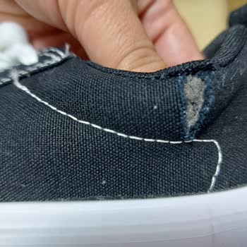 Aldığım Converse Ayakkabıda Kısa Sürede Açılma Sorunu Ve İade Problemi