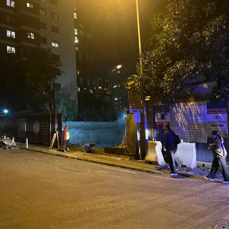 ALM İnşaat Yolu Kapattı Evime Girmekte Sıkıntı Yaşıyorum
