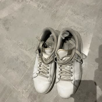 Kısa Sürede Yıpranan Ayakkabı İçin Ürün Değişimi Talebi