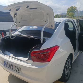 Rezervasyonda Seçilen Araç Yerine Farklı Ve Yanıltıcı Araç Tahsisi