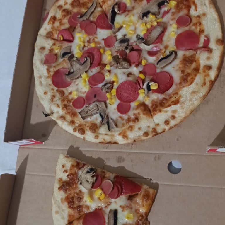 Çiğ Gelen Pizza Ve Hayal Kırıklığı Yaşadım