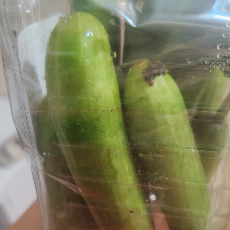 Yemeksepeti Market Olgunlaşmamış Ve Çürük Salatalık İçin Çözüm Sunulmadı!