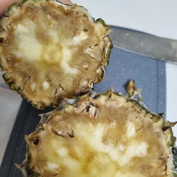 Çürük Ananas Teslimatı Ve Müşteri Hizmetlerinden Yanıt Alamama