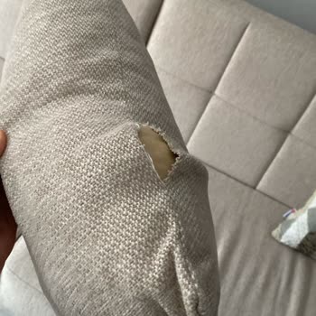 Aldığım Mobilyaların Kalitesiz Çıkması Ve İlgisizlik Mağduriyet Yaşattı