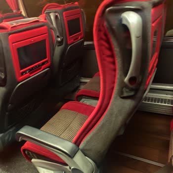 Rahat Hat Otobüsünde Dar Koltuklar Ve İlgisiz Müşteri Hizmetleriyle Yaşadığım Mağduriyet