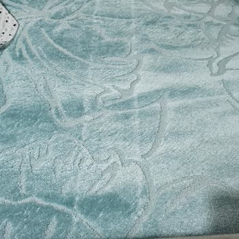 Halılar Kirli Ve Solmuş, Firma İlgisiz Ve Kaba Davrandı