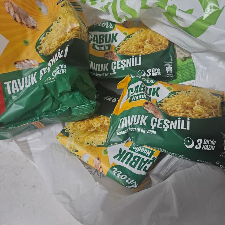 Knorr Tavuklu Noodle Ürününde Bozuk Tat Ve Plastik Kokusu