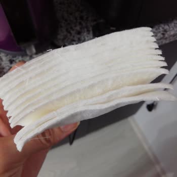 Baby Me Pamuklarda Aşırı Toz Ve Üretim Hatası Nedeniyle Sağlık Riski Yaşadım