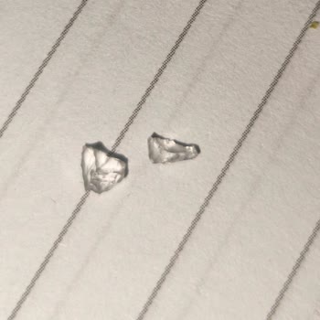 Dondurmanın İçinden Çıkan Cam Parçacıkları Sağlık Riski Oluşturdu