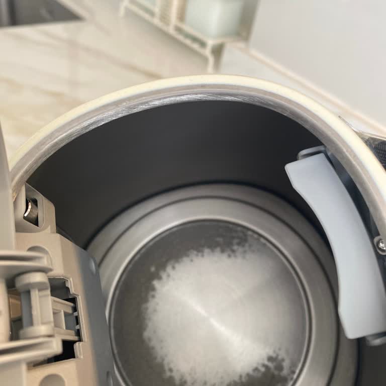 Smeg Kettle'da Deformasyon Ve Müşteri Hizmetlerinden Yanıtsızlık