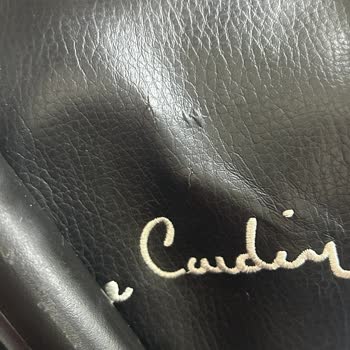 Pierre Çarşın Alias Plus Bebek Arabasında Gölgeliklerde Deri Soyulması Ve Deformasyon