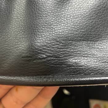 Pierre Çarşın Alias Plus Bebek Arabasında Gölgeliklerde Deri Soyulması Ve Deformasyon