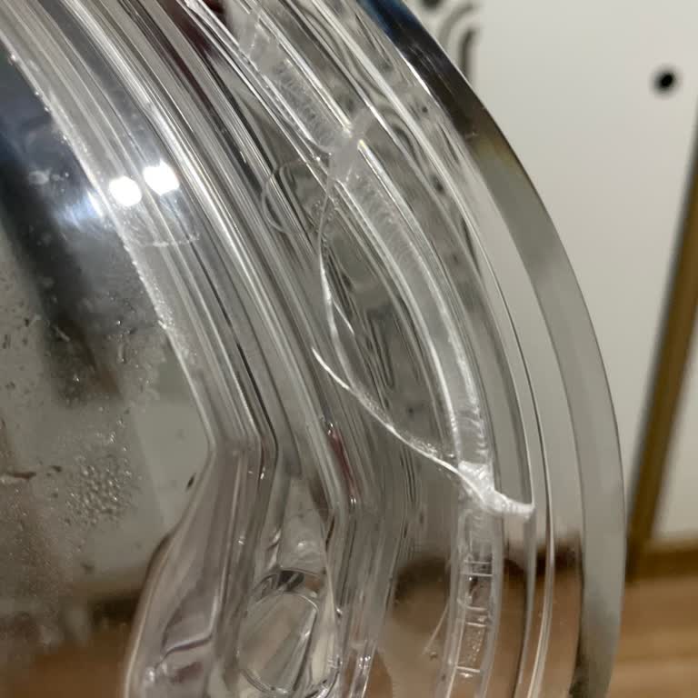 Garanti Kapsamındaki Kurutma Makinemin Su Tankı Çatladı, Ücret Talep Edildi