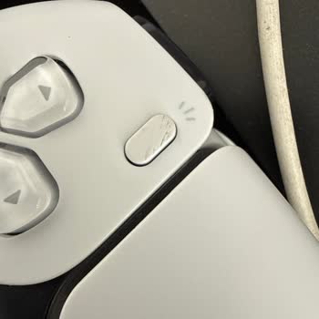 Teslim Edilen PS5'in Seri Numarası Ve Çizik Kol Sorunu