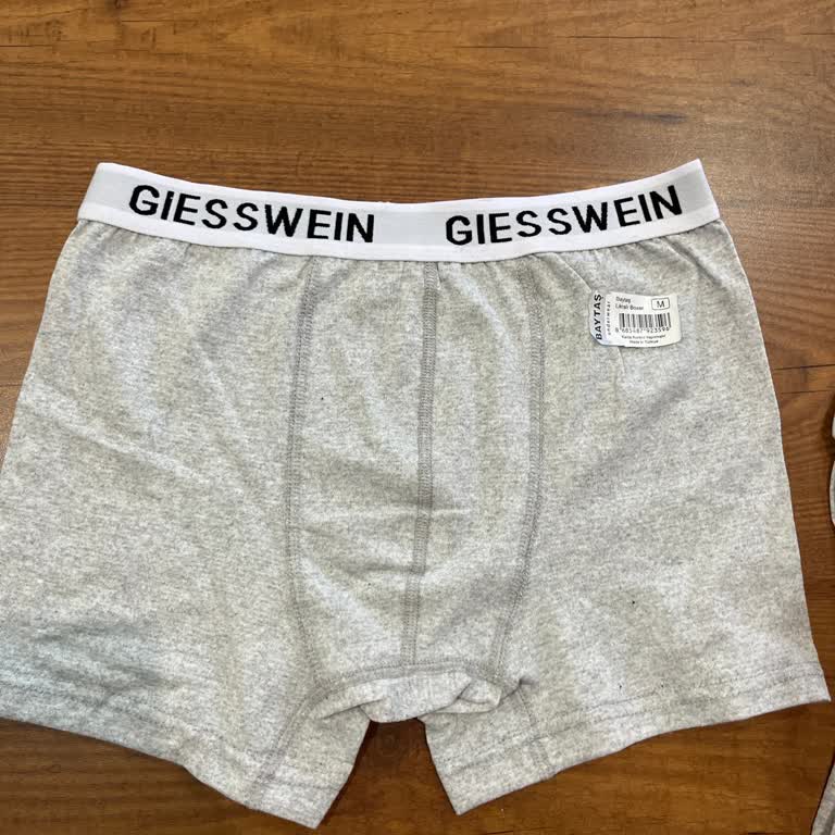 Modaboxer.online Görselden Alakasız Boxer Gönderdi