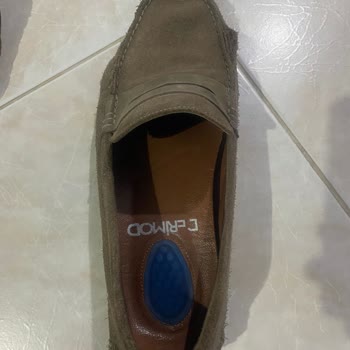 Kısa Sürede Deforme Olan Ayakkabı Ve Yetersiz Mağaza Desteği