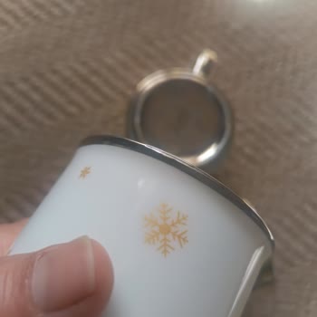 Madame Coco Gold Detaylı Kupalarda Kısa Sürede Renk Solması Ve Değişim Sorunu!