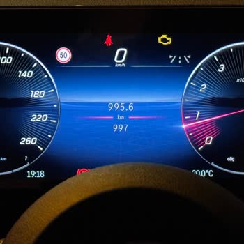 Sıfır Araçta Motor Arızası Ve Çekici Kaynaklı Jant Hasarıyla Mağduriyet