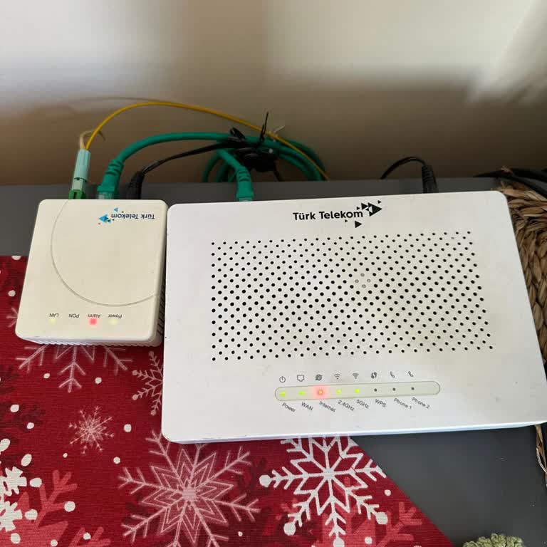 TurkNet Modem Teslimatı Ve Hizmet Kesintisi Sonrası Haksız Ceza Talebi İle Yetersiz Müşteri Desteği