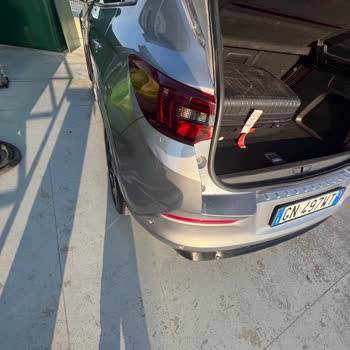 I Face an Unfair Damage Charge from Europcar Italy — €410 for Pre-Existing Scratches