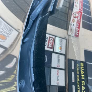 BMW 5.20 Ön Cam Fitili Sürekli Parçalanıyor