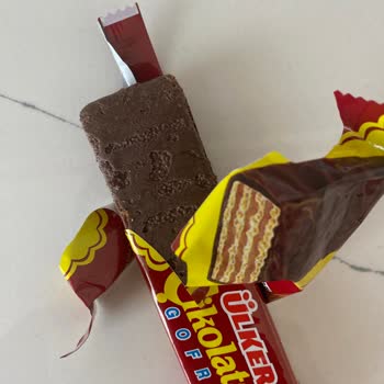 Aldığım Ülker Çikolatalı Gofret Bozuk Çıktı, Mağaza İlgisiz Kaldı