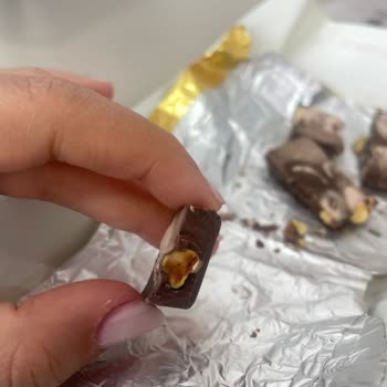 Bozuk Çikolata Satışı Ve İade Talebim