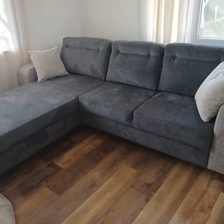 Yanlış Renkli Koltuk Kolları Ve Çözümsüz Müşteri Hizmetleri Deneyimi