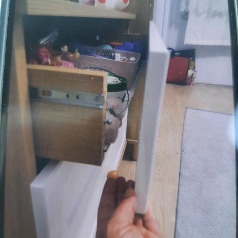 Şifonyer Çekmecesi Arızası 40 Gündür Giderilmiyor, Müşteri Hizmetlerine Ulaşılamıyor