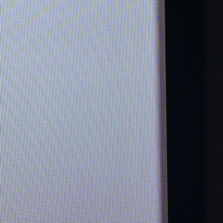 Aldığım Televizyonda Ölü Piksel Ve Çerçeve Kırığı Var, Değişim Talep Ediyorum